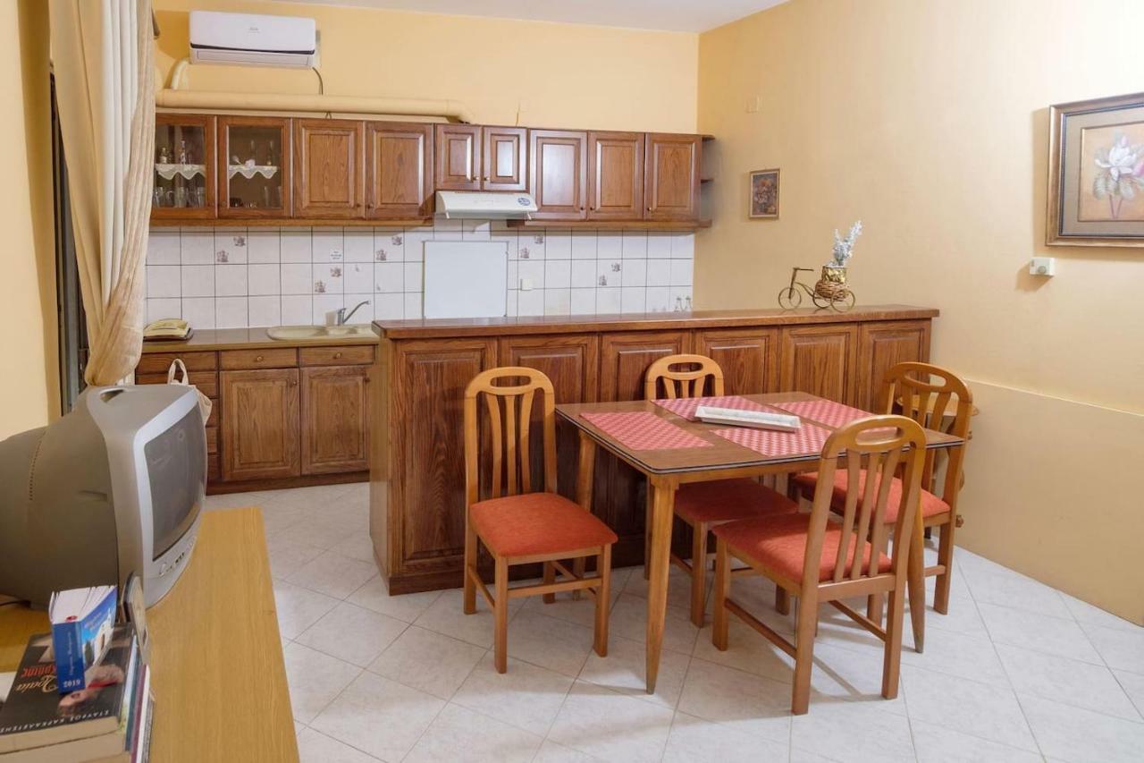 Traditional Apartment In Corfu Next To The Center エクステリア 写真